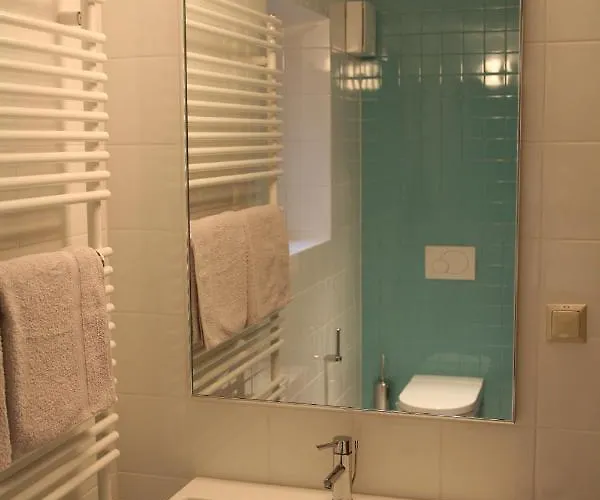 Cvetje V Jeseni Daire Škofja Loka